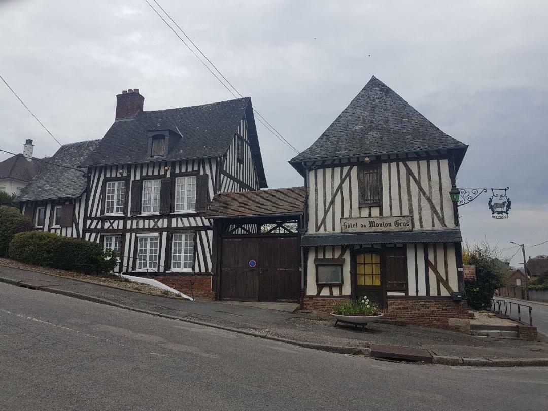Le Mouton Gras Hotel Aumale Exterior photo